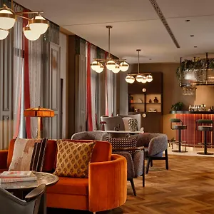 Radisson Red Kudamm Hotel